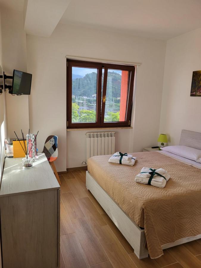 Di Gioia Home B&B โกเซนซา ภายนอก รูปภาพ