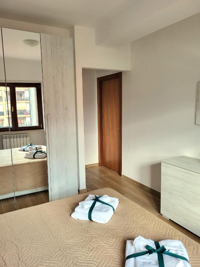 Di Gioia Home B&B โกเซนซา ภายนอก รูปภาพ